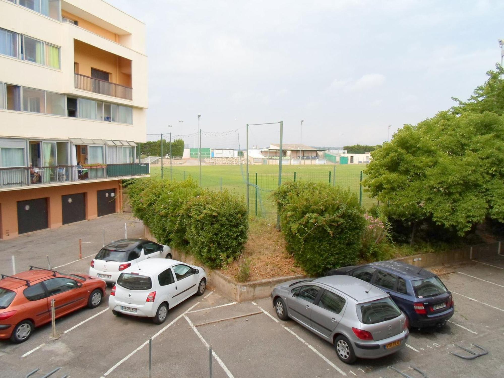 Appartement 2 Etoiles Proche Du Stade Et Des Thermes A Balaruc-Les-Bains, Avec Parking Et Balcon Ferme - Fr-1-503-84 Екстериор снимка
